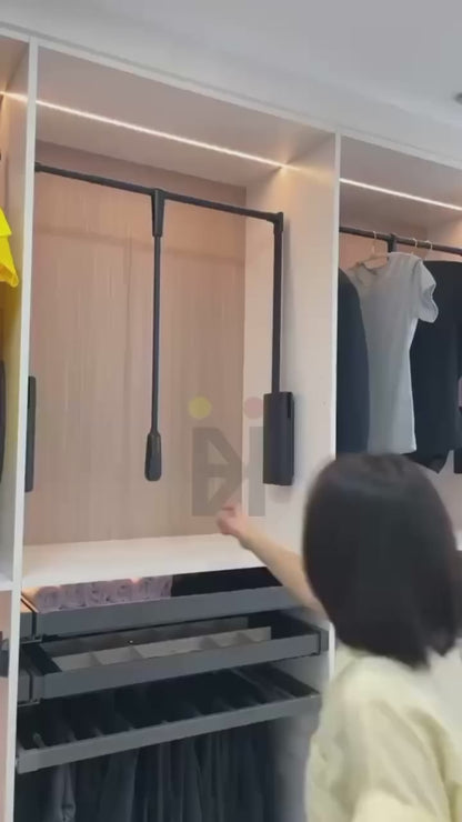 Wardrobe lifting